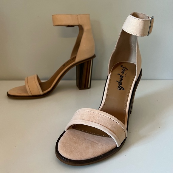 🌻🆕FREE PEOPLE SERENITY HEEL-CANTALOUPE SUEDE COLOR-SIZES 38 & 39 - Picture 4 of 14